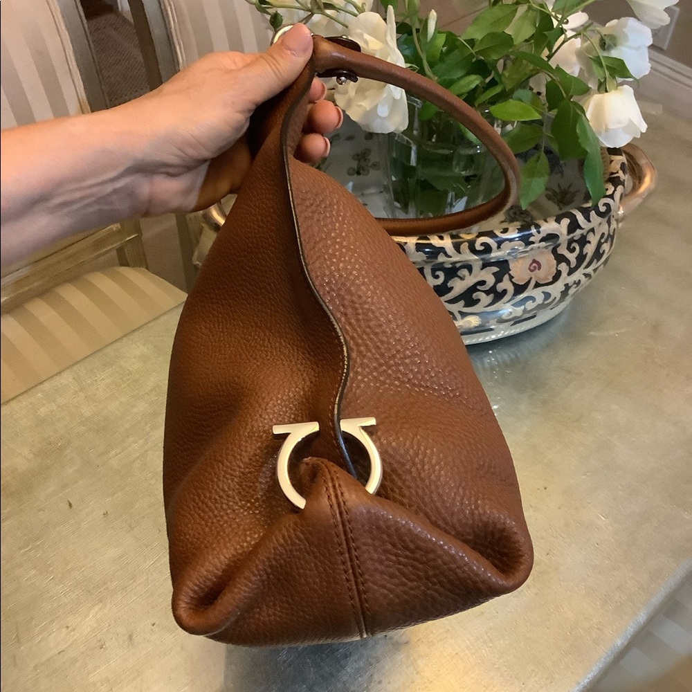 Salvatore Ferragamo Hobo Bag Chestnut Brown - Picture 3 of 4